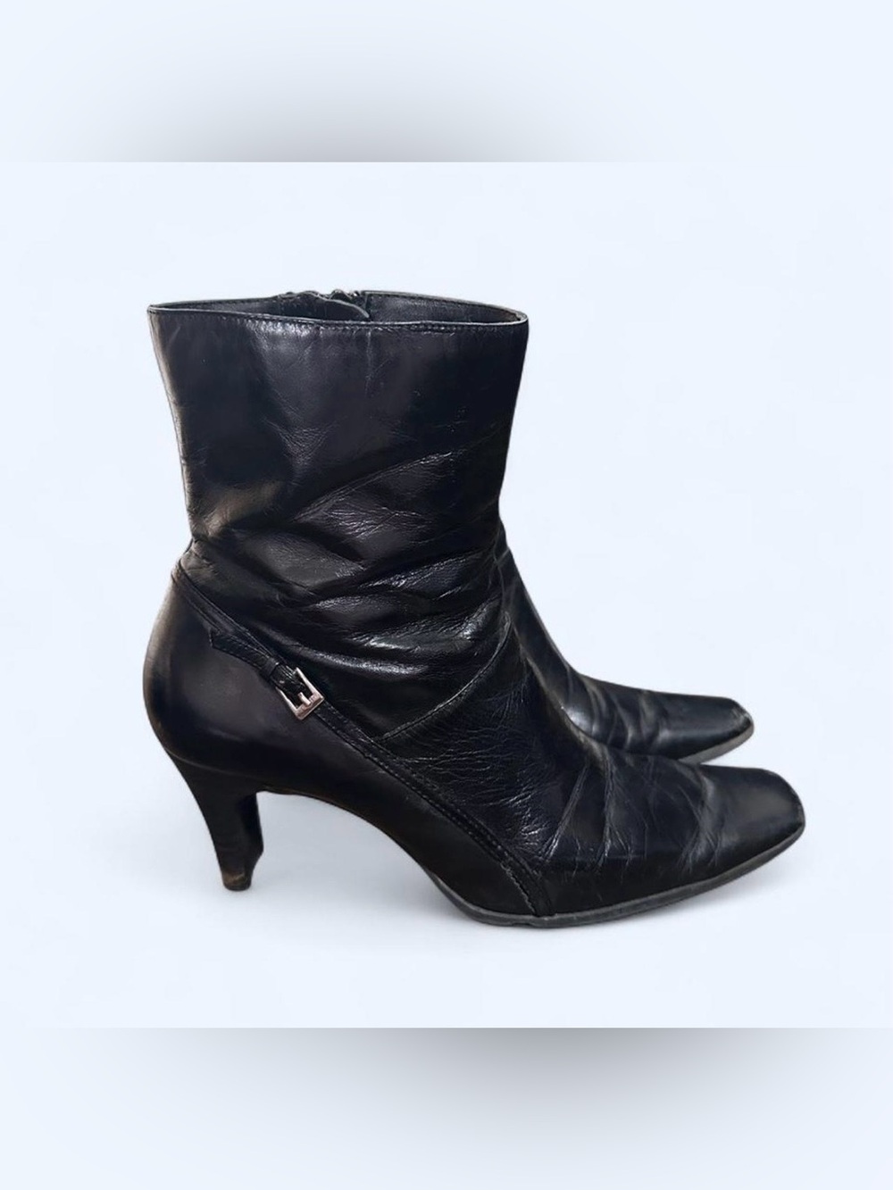 Women’s Black Leather Mid-Heel Ankle Boots